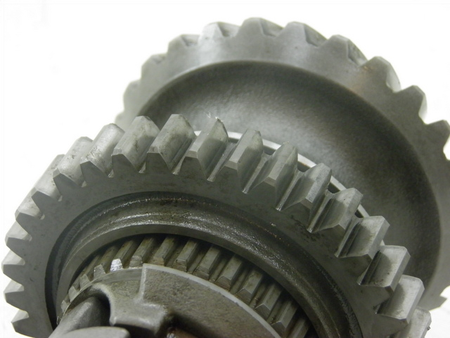 photo de TRASMISSIONE RUOTA YAMAHA FJR 1300 (2004 - 2005) - Altra angolazione