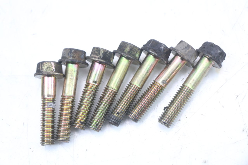 photo de TRASMISSIONE RUOTA KYMCO AGILITY 4T 50 (2005 - 2018) - Zoom sui componenti