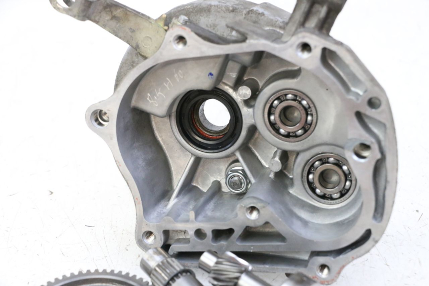 photo de TRASMISSIONE RUOTA KYMCO AGILITY 4T 50 (2018 - 2022) - Zoom sui componenti