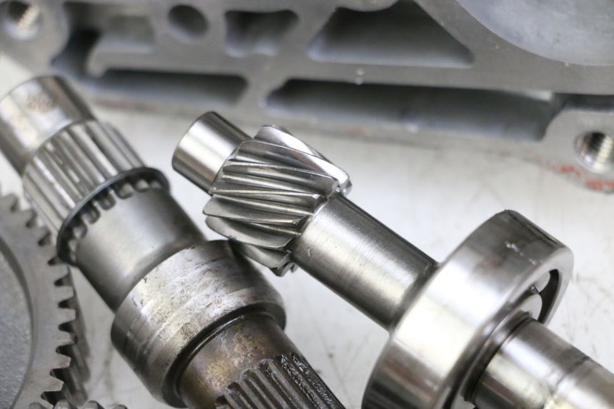 photo de TRASMISSIONE RUOTA KYMCO AGILITY 4T 50 (2018 - 2022) - Focus sulla struttura