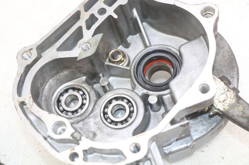 photo de TRASMISSIONE RUOTA KYMCO AGILITY NAKED RENOUVO 2T 50 (2011 - 2018) - Primo piano ad alta risoluzione