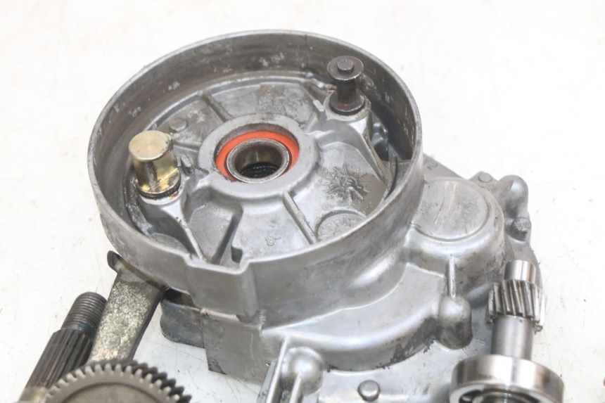 photo de TRASMISSIONE RUOTA KYMCO AGILITY NAKED RENOUVO 2T 50 (2011 - 2018) - Dettagli dei punti di fissaggio