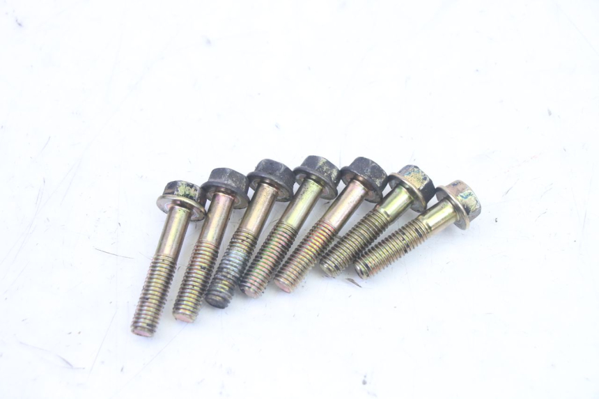 photo de TRASMISSIONE RUOTA KYMCO AGILITY NAKED RENOUVO 2T 50 (2011 - 2018) - Zoom sui componenti