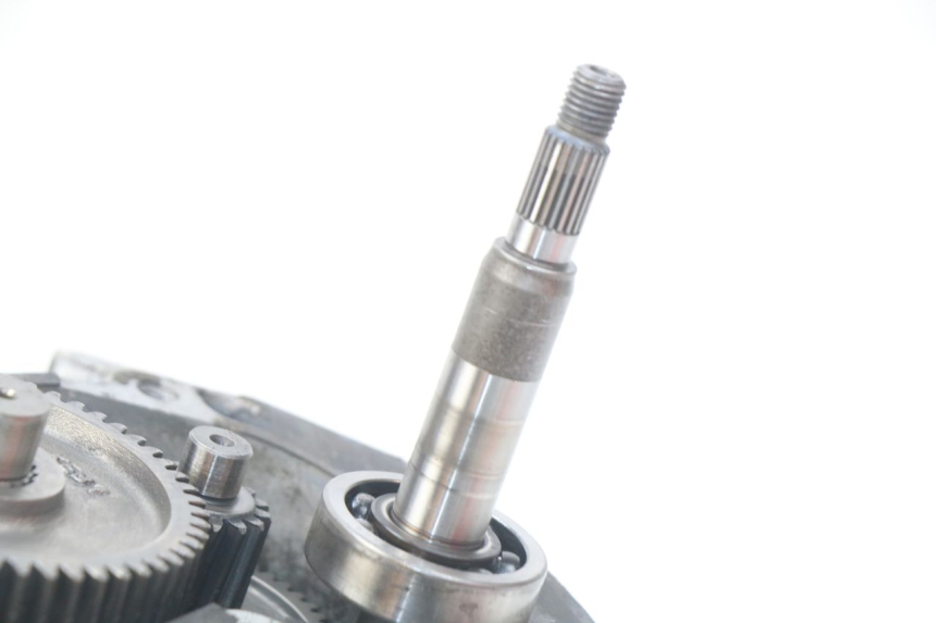 photo de TRASMISSIONE RUOTA KYMCO AGILITY RS 2T 50 (2009 - 2013) - Altra angolazione