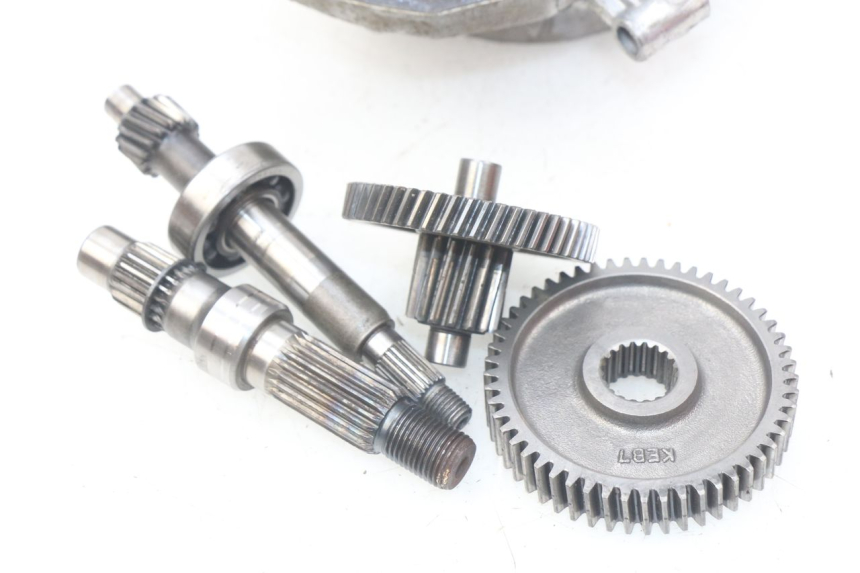 photo de TRASMISSIONE RUOTA KYMCO AGILITY RS 2T 50 (2009 - 2013) - Dettagli dei punti di fissaggio