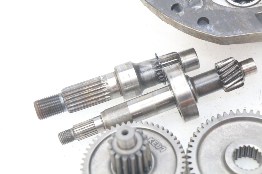 photo de TRASMISSIONE RUOTA KYMCO AGILITY RS 2T 50 (2009 - 2013) - Marcature e riferimenti originali