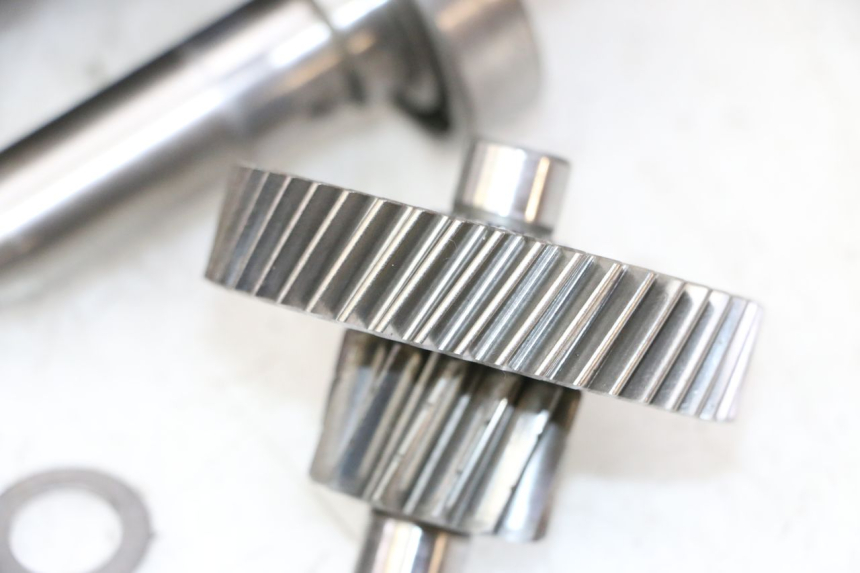 photo de TRASMISSIONE RUOTA SUZUKI BURGMAN 125 (2007 - 2014) - Zoom qualità usato