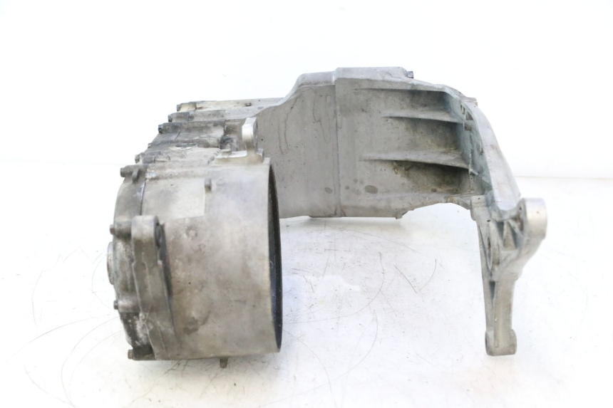 photo de INGRANAGGIO  SUZUKI BURGMAN EXECUTIVE ABS 650 (2006 - 2012) - Dettagli dei punti di fissaggio