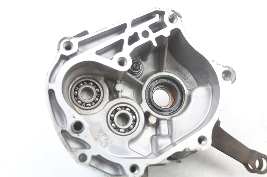 photo de TRASMISSIONE RUOTA KYMCO DINK 4T 50 (2007 - 2018) - Dettagli dei punti di fissaggio