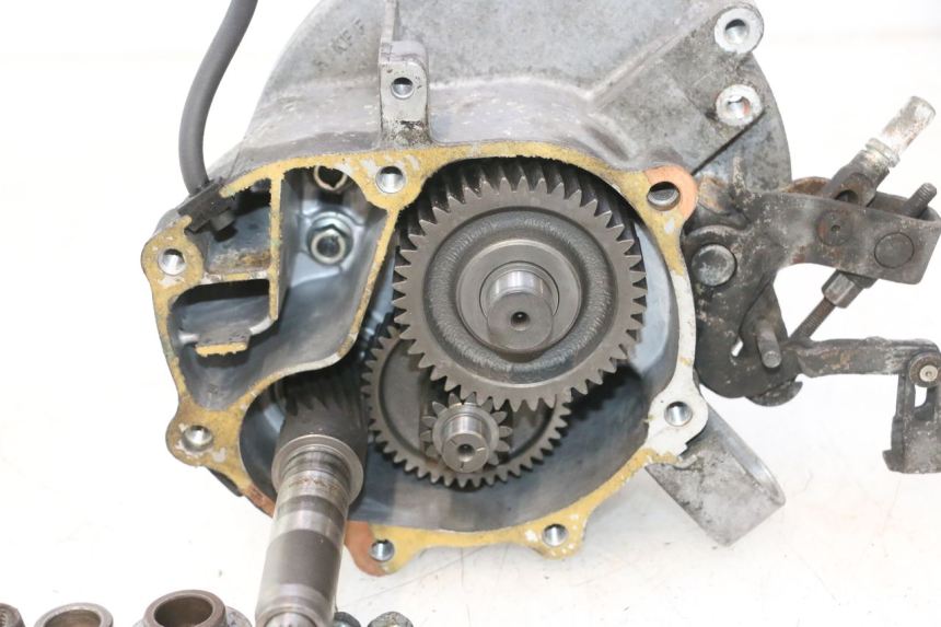 photo de INGRANAGGIO  HONDA FES PANTHEON 2T 125 (1998 - 2002) - Altra angolazione