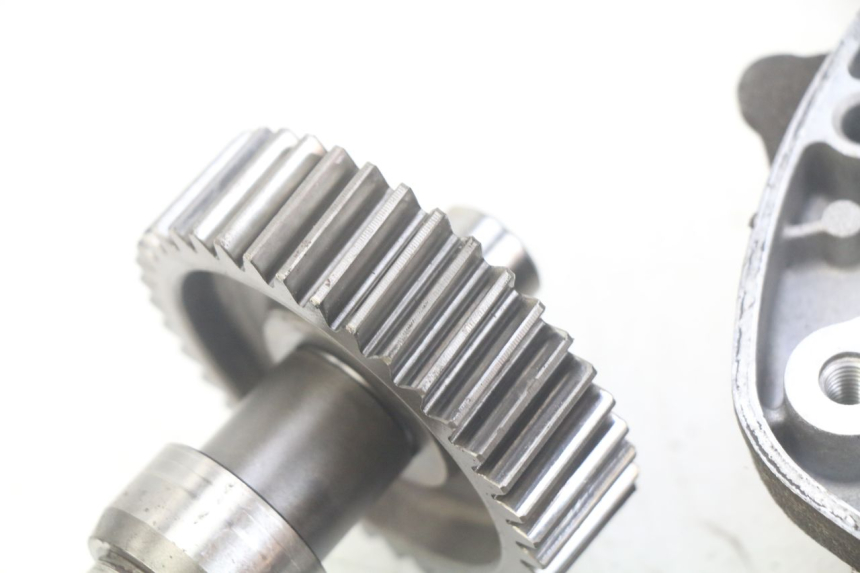 photo de TRASMISSIONE RUOTA HONDA FES PANTHEON 125 (2003 - 2007) - Zoom sui componenti