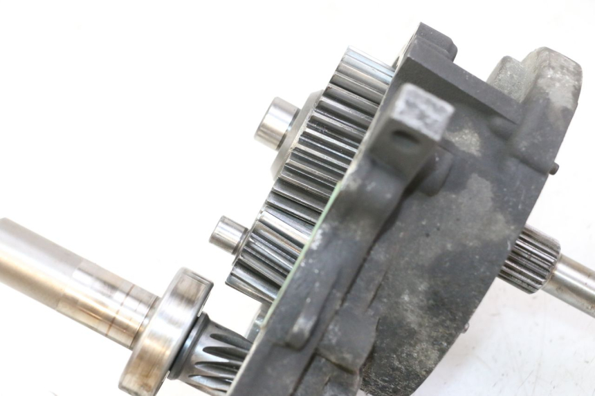 photo de TRASMISSIONE RUOTA HONDA FES S-WING SWING ABS 125 (2007 - 2015) - Dettagli dei punti di fissaggio