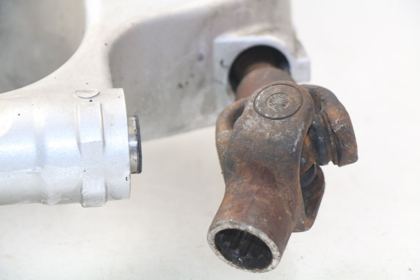 photo de Trasmissione ruota YAMAHA FJR ABS 1300 (2006 - 2012) - Primo piano ad alta risoluzione