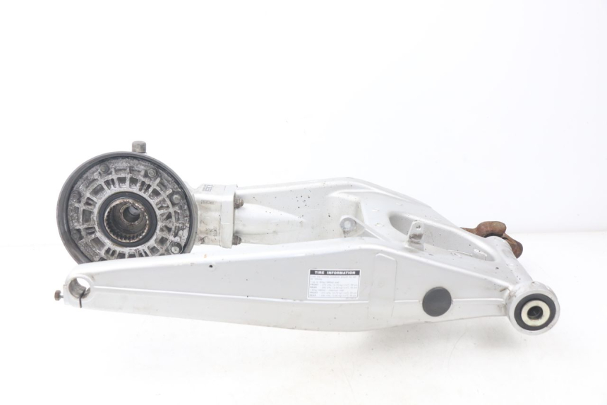 photo de Trasmissione ruota YAMAHA FJR ABS 1300 (2006 - 2012) - Primo piano tecnico