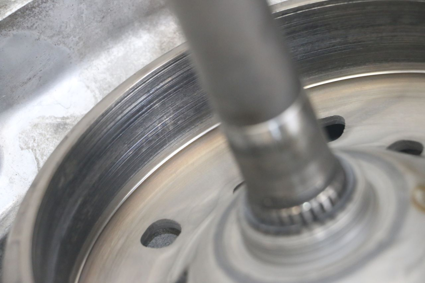 photo de TRASMISSIONE RUOTA HONDA FJS SILVERWING SILVER WING 600 (2001 - 2010) - Zoom sullo stato d'uso