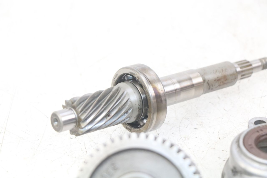 photo de TRASMISSIONE RUOTA YAMAHA HW XENTER 125 (2011 - 2017) - Zoom sullo stato d'uso