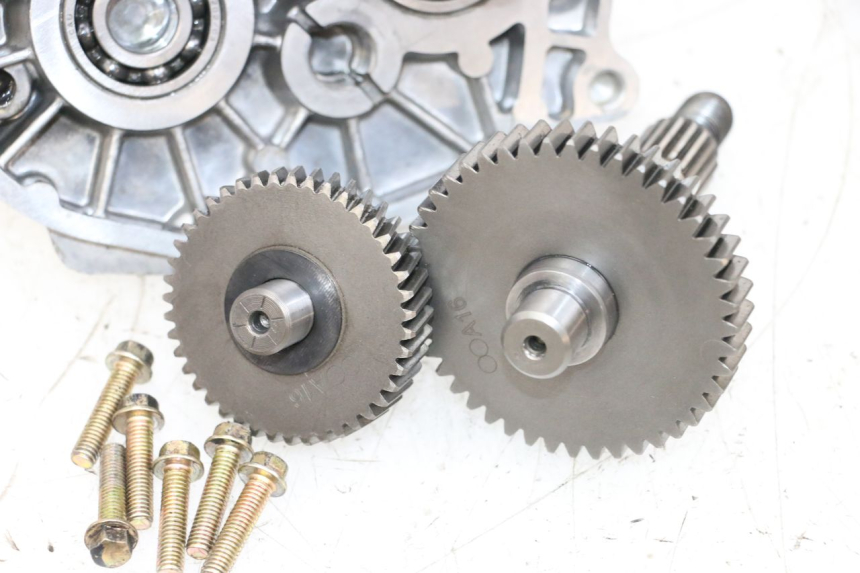 photo de TRASMISSIONE RUOTA PEUGEOT KISBEE 2T 50 (2010 - 2017) - Altra angolazione