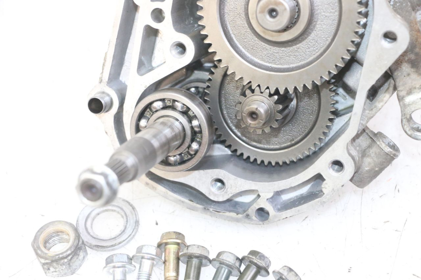 photo de TRASMISSIONE RUOTA PEUGEOT KISBEE 4T 50 (2018 - 2022) - Altra angolazione