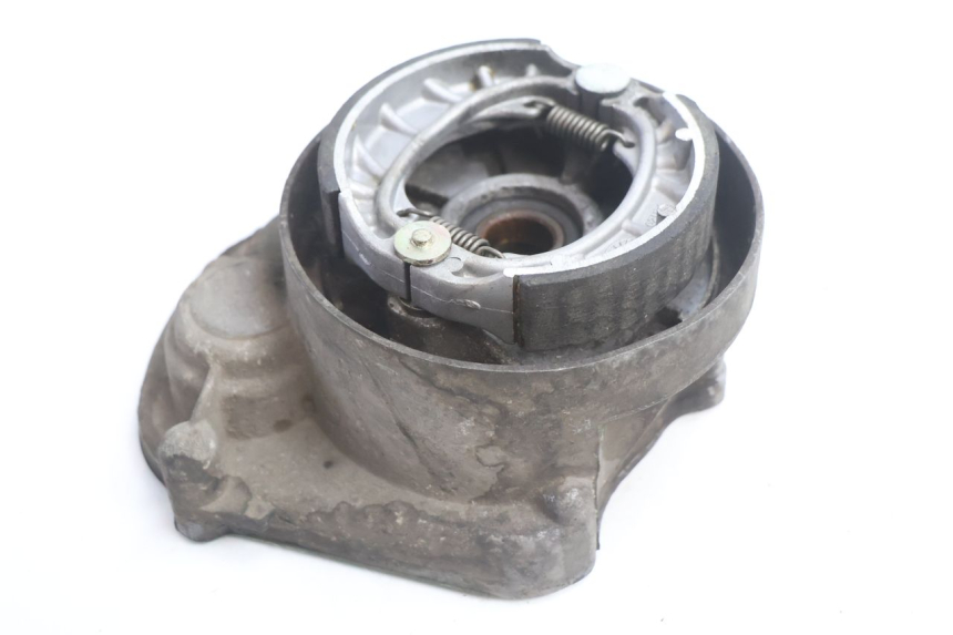 photo de TRASMISSIONE RUOTA PEUGEOT KISBEE 4T 50 (2010 - 2017) - Dettagli dei punti di fissaggio
