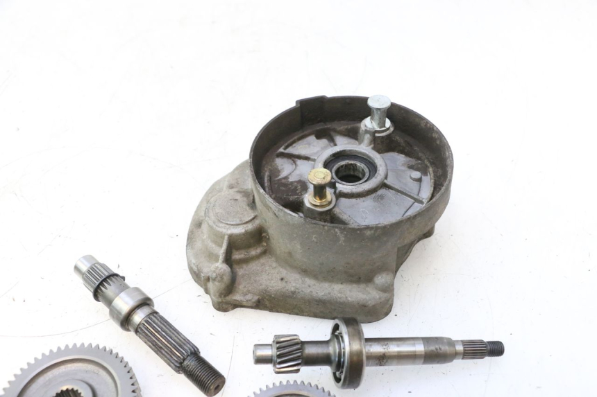 photo de TRASMISSIONE RUOTA PEUGEOT KISBEE 4T 50 (2018 - 2022) - Primo piano ad alta risoluzione