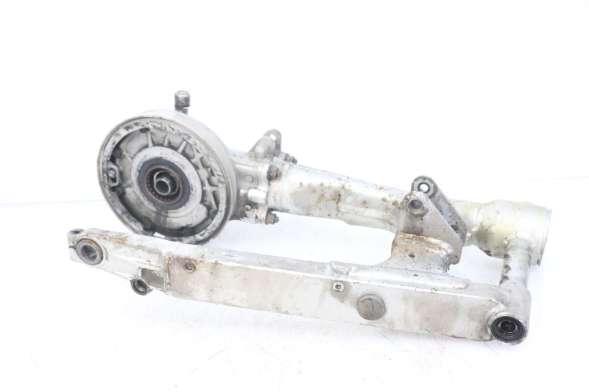 photo de TRASMISSIONE RUOTA HONDA NTV DEAUVILLE 650 (1998 - 2001) - Caratteristiche distintive