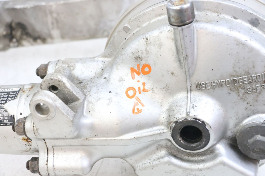 photo de TRASMISSIONE RUOTA HONDA NTV DEAUVILLE 650 (1998 - 2001) - Primo piano tecnico