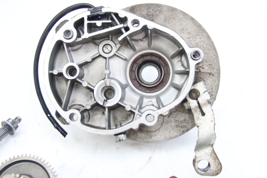 photo de TRASMISSIONE RUOTA APRILIA SCARABEO 4T 50 (2009 - 2017) - Zoom sullo stato d'uso