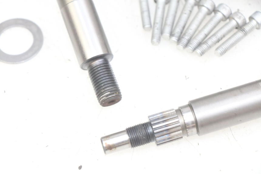 photo de TRASMISSIONE RUOTA APRILIA SCARABEO LIGHT 125 (2007 - 2011) - Focus sulla struttura