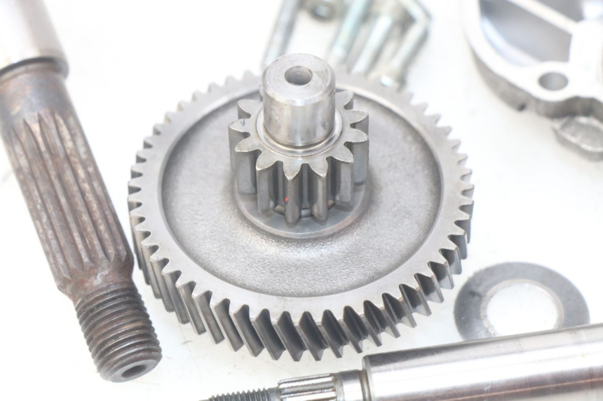 photo de TRASMISSIONE RUOTA YAMAHA SLIDER NAKED 50 (2004 - 2018) - Primo piano ad alta risoluzione