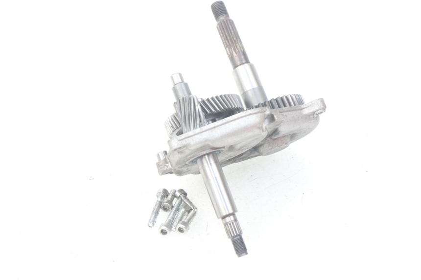 photo de TRASMISSIONE RUOTA YAMAHA SLIDER NAKED 50 (2004 - 2018) - Primo piano tecnico