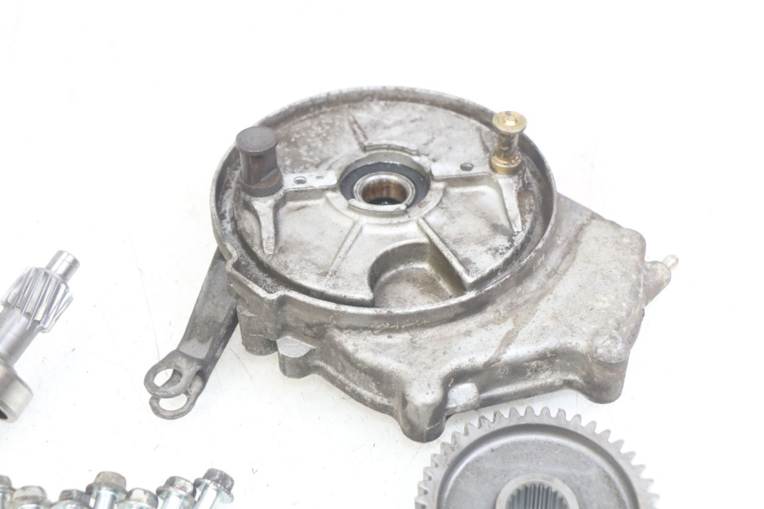 photo de TRASMISSIONE RUOTA SYM SYMPHONY 125 (2009 - 2015) - Primo piano tecnico