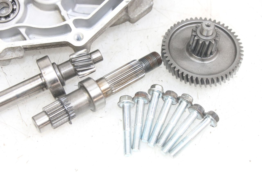 photo de TRASMISSIONE RUOTA PEUGEOT TWEET 4T 50 (2014 - 2019) - Caratteristiche distintive