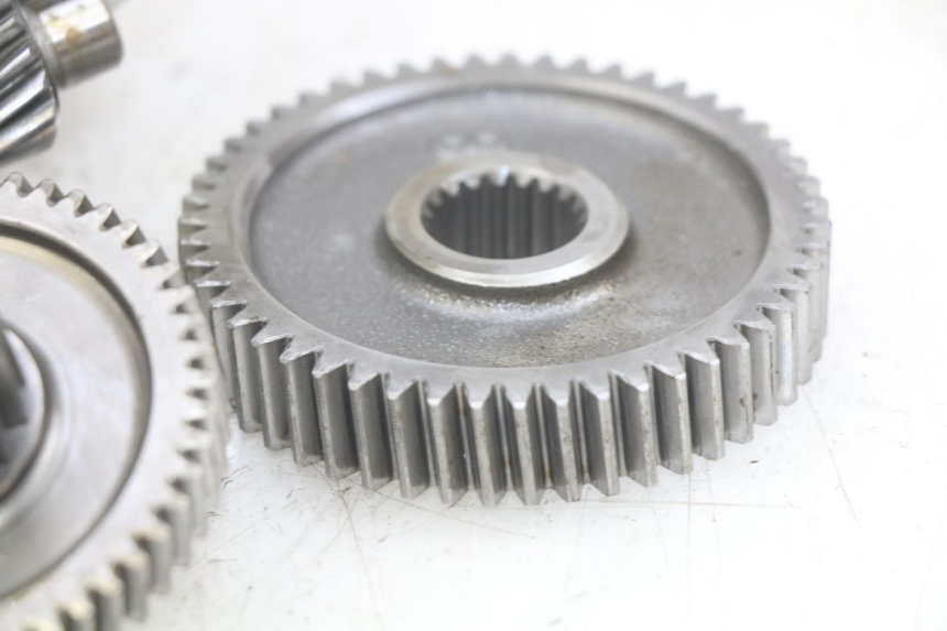 photo de TRASMISSIONE RUOTA PEUGEOT V-CLIC VCLIC 50 (2007 - 2013) - Altra vista dell'articolo