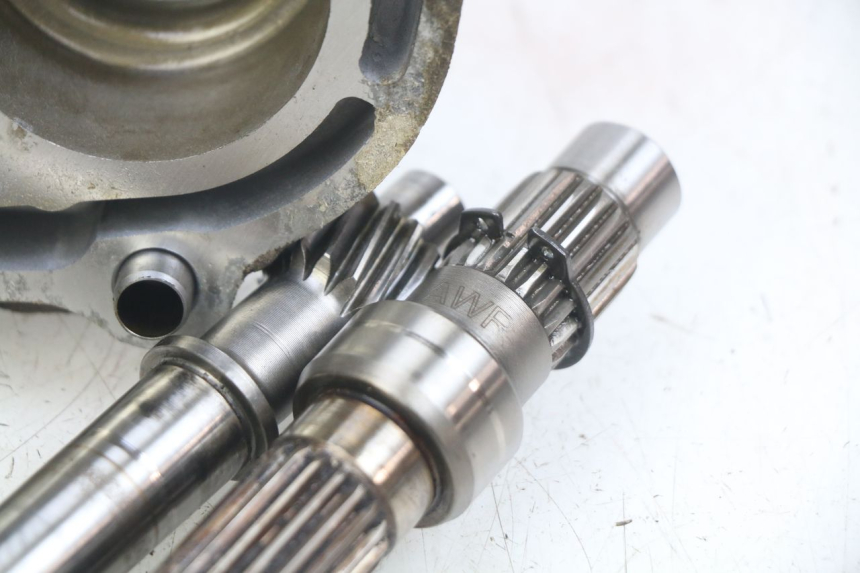 photo de TRASMISSIONE RUOTA SYM X-PRO 4T 50 (2014 - 2021) - Stato della superficie e materiale