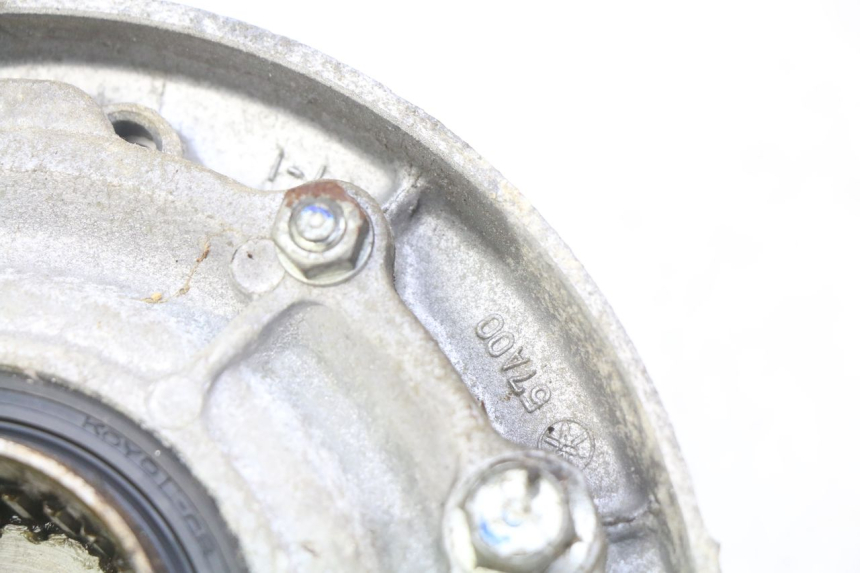 photo de TRASMISSIONE RUOTA YAMAHA XV VIRAGO 750 (1984 - 1998) - Dettagli dei punti di fissaggio