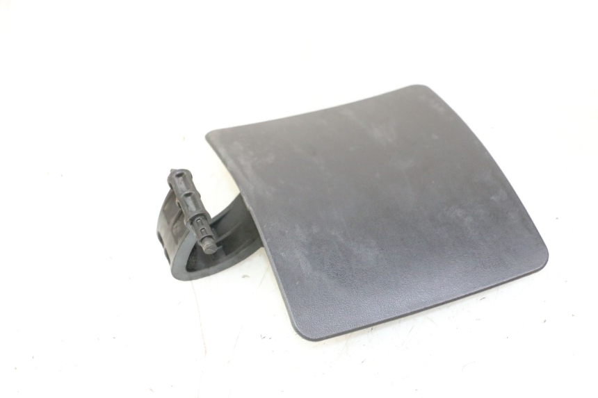 photo de SPORTO DEL CARBURANTE SUZUKI BURGMAN 125 (2007 - 2014) - Zoom sullo stato d'uso