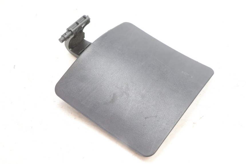 photo de SPORTO DEL CARBURANTE SUZUKI BURGMAN 125 (2007 - 2014) - Dettaglio del componente