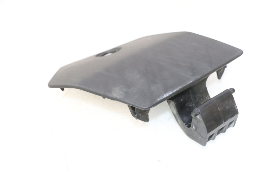 photo de CARBURANTE SPORTELLO PEUGEOT CITYSTAR 125 (2011 - 2017) - Zoom sullo stato d'uso
