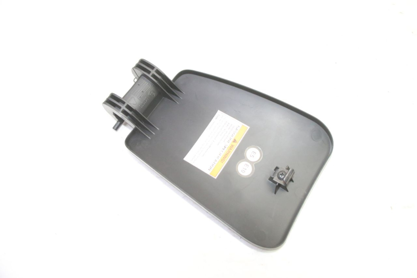 photo de CARBURANTE SPORTELLO PIAGGIO MP3 HPE 310 (2024 - 2025) - Altra angolazione