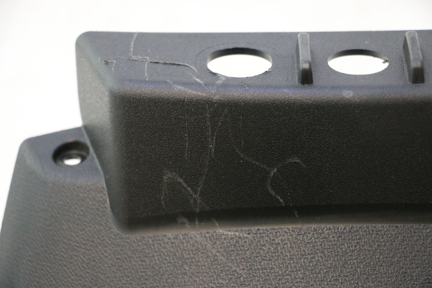 photo de CARBURANTE SPORTELLO PIAGGIO MP3 HPE 530 (2022 - 2026) - Altra angolazione