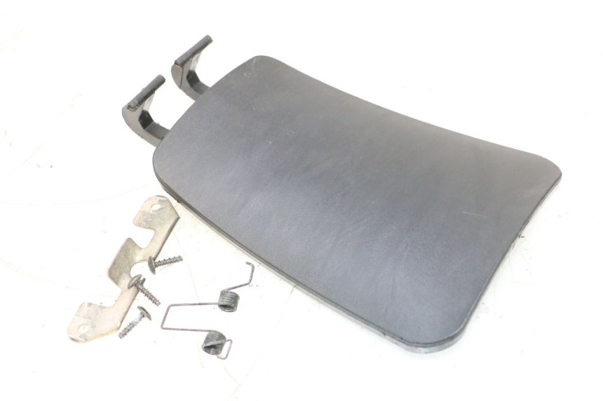 photo de CARBURANTE SPORTELLO PIAGGIO MP3 RL 250 (2006 - 2010) - Altra angolazione