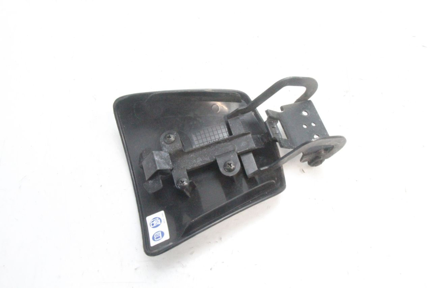 photo de CARBURANTE SPORTELLO HONDA PCX (JF28) 125 (2009 - 2011) - Altra angolazione