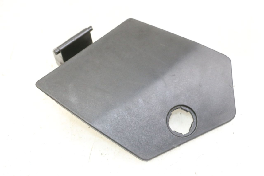 photo de CARBURANTE SPORTELLO PEUGEOT CITYSTAR 2T 50 (2018 - 2021) - Vista principale