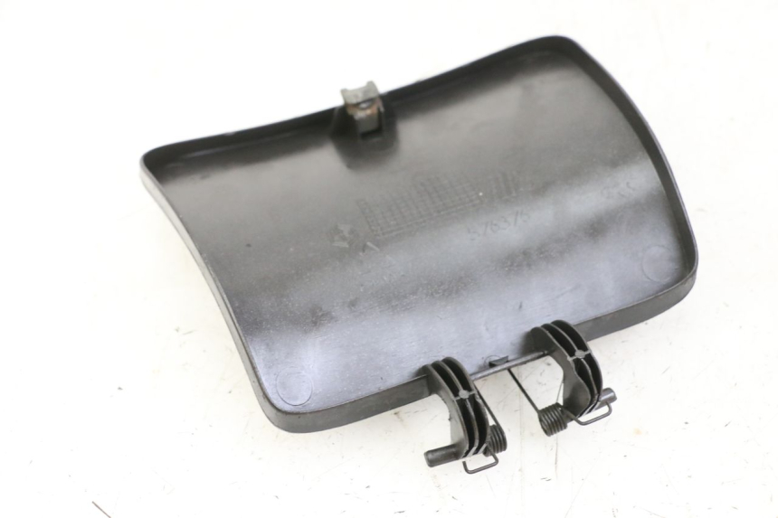photo de CARBURANTE SPORTELLO PIAGGIO BEVERLY 125 (1998 - 2005) - Dettaglio del componente