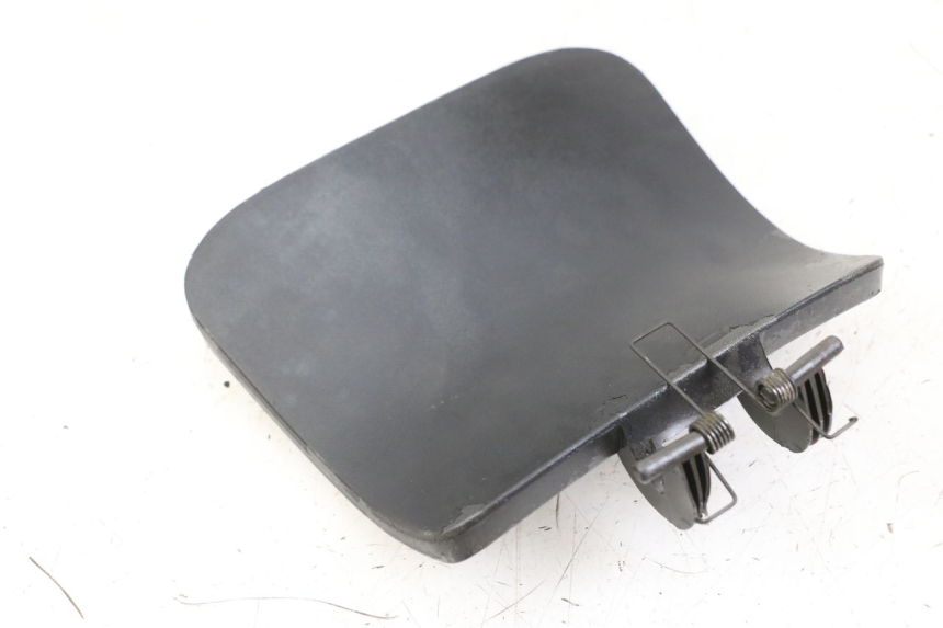 photo de CARBURANTE SPORTELLO PIAGGIO BEVERLY 125 (1998 - 2005) - Altra angolazione