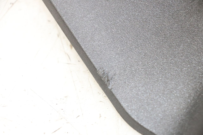 photo de CARBURANTE SPORTELLO PEUGEOT SATELIS 125 (2013 - 2018) - Altra angolazione