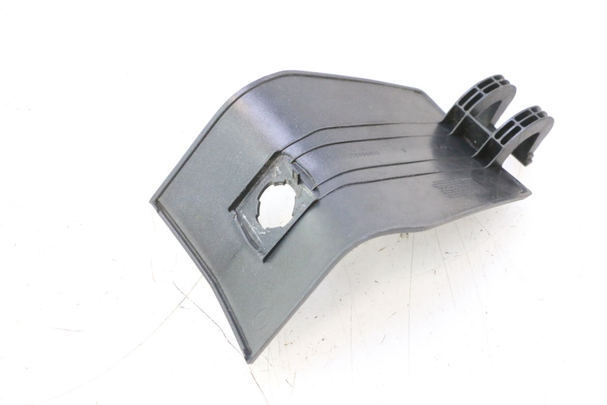 photo de SPORTELLO DEL SERBATOIO PEUGEOT SATELIS 125 (2006 - 2009) - Dettaglio del componente