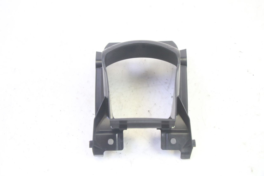 photo de CARBURANTE SPORTELLO YAMAHA TRICITY 300 (2020 - 2024) - Dettagli dei punti di fissaggio