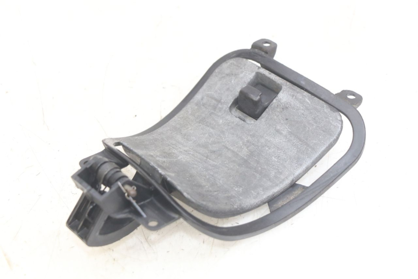 photo de SPORTELLO DEL SERBATOIO YAMAHA X-MAX XMAX 250 (2006 - 2009) - Altra angolazione