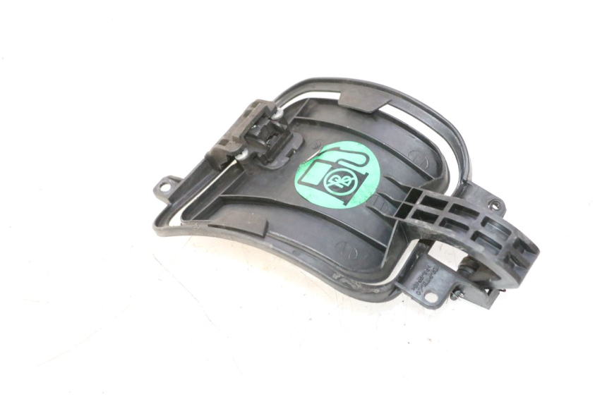 photo de SPORTO DEL CARBURANTE YAMAHA XMAX X-MAX 125 (2006 - 2009) - Altra angolazione